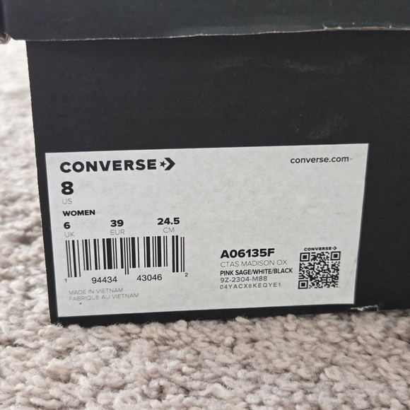 Converse Women's Pink Sneakers - Picture 2 of 16